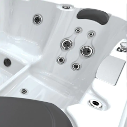 Гидромассажный спа бассейн Ловиа L506